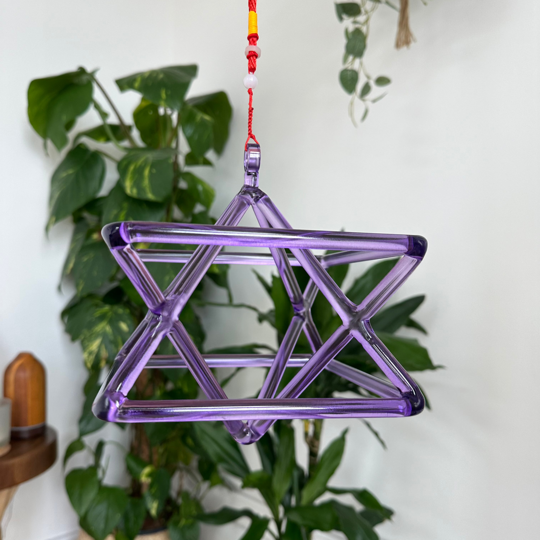 Purple singing merkaba pyramid