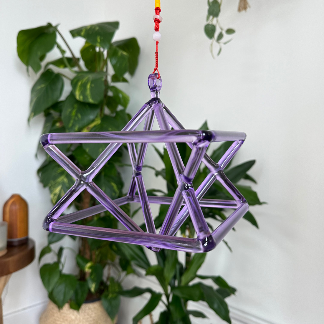 Purple singing merkaba pyramid