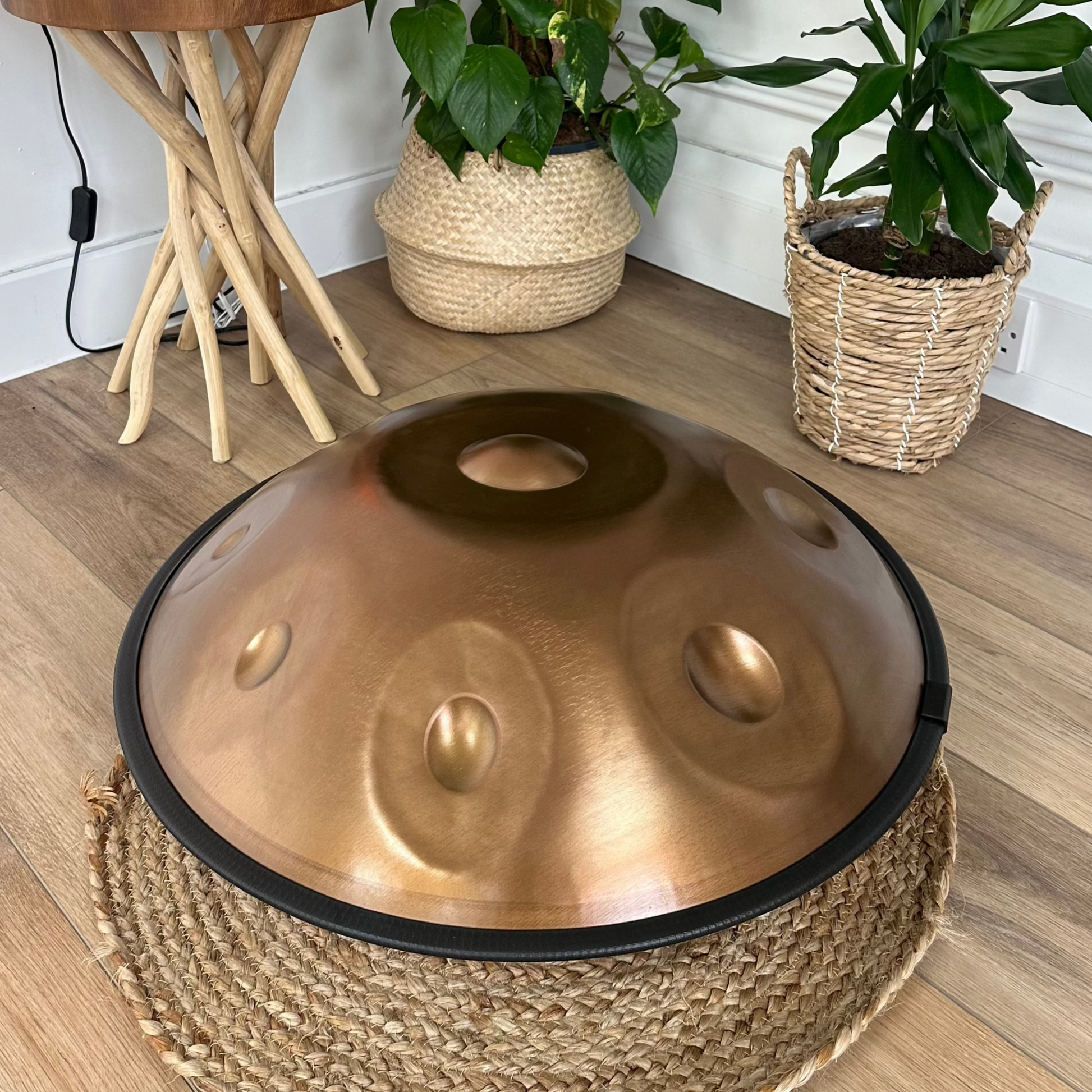 Bronze handpan in 432hz